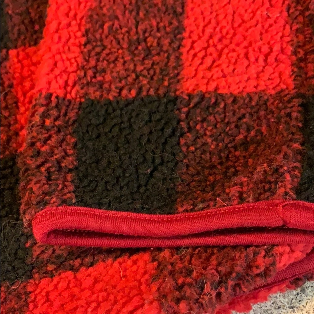 - - HOST PICK 🍁👏Buffalo Checkered Fleece Plaid - Picture 4 of 6